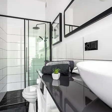 Stylish In The Heart Of The City. Apartman *
